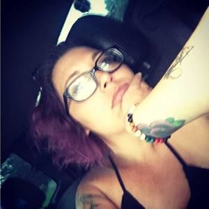 Meet your Posher, Deej