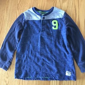 Osh Kosh B'Gosh Long Sleeve Top- Size 4T