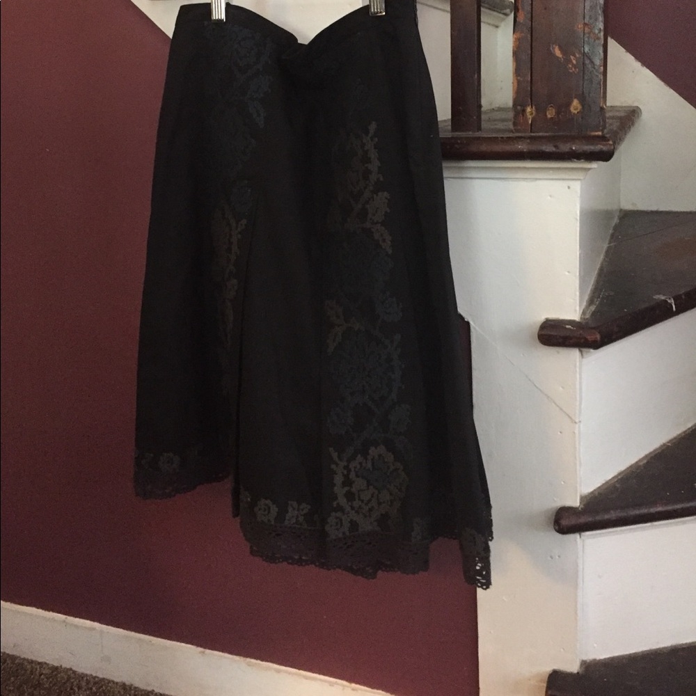 Ruffles skirt