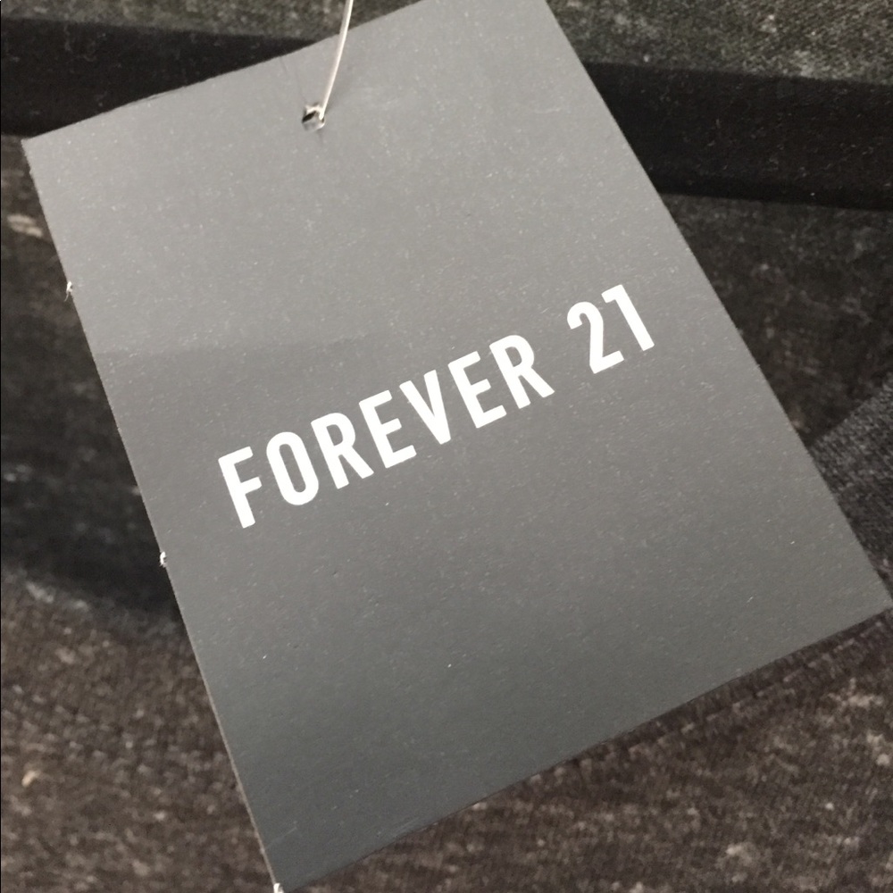 DONATED Forever 21 tank top - Picture 3 of 3