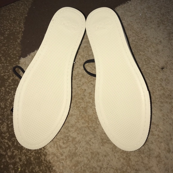 Sneakers - Picture 3 of 3