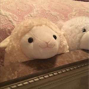 Meet your Posher, Azka