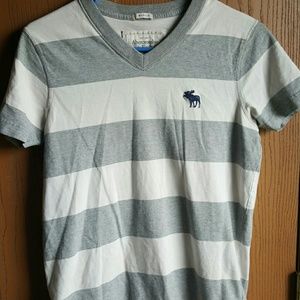 Abercrombie & Fitch V Neck Shirt