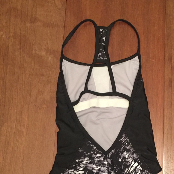 Champion One Piece Swimsuit - Picture 2 of 4