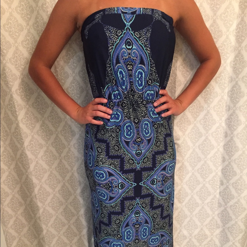 Medium Blue Strapless Maxi. Loops on side 4 belt.
