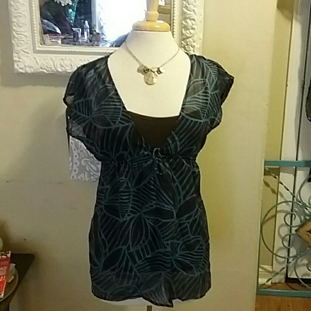 Cute 2pc top!