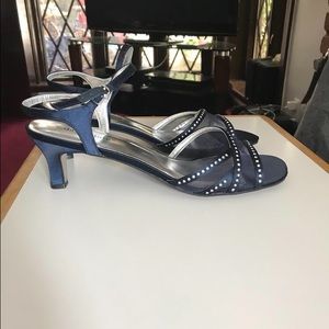 Navy David Tate heels