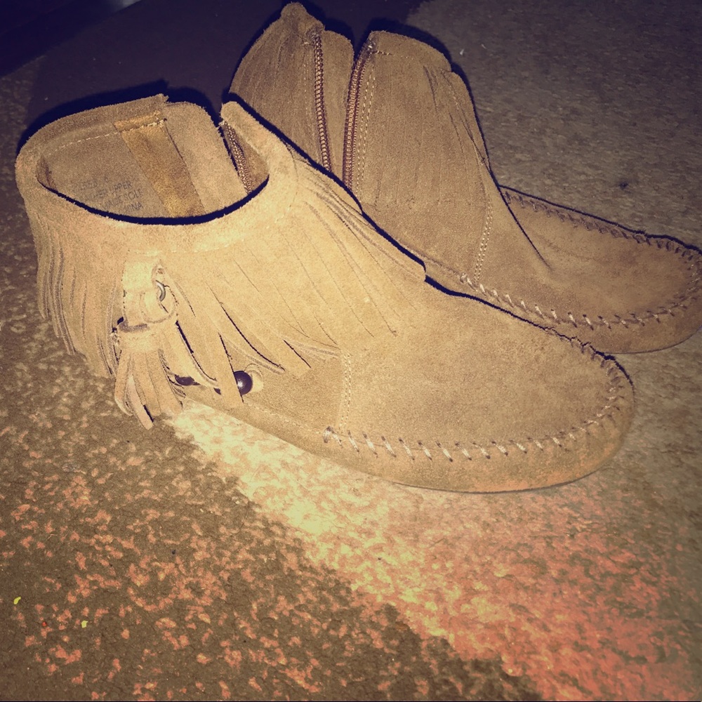 Minnetonka booties