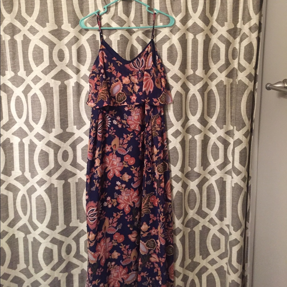 maternity maxi dress size Large