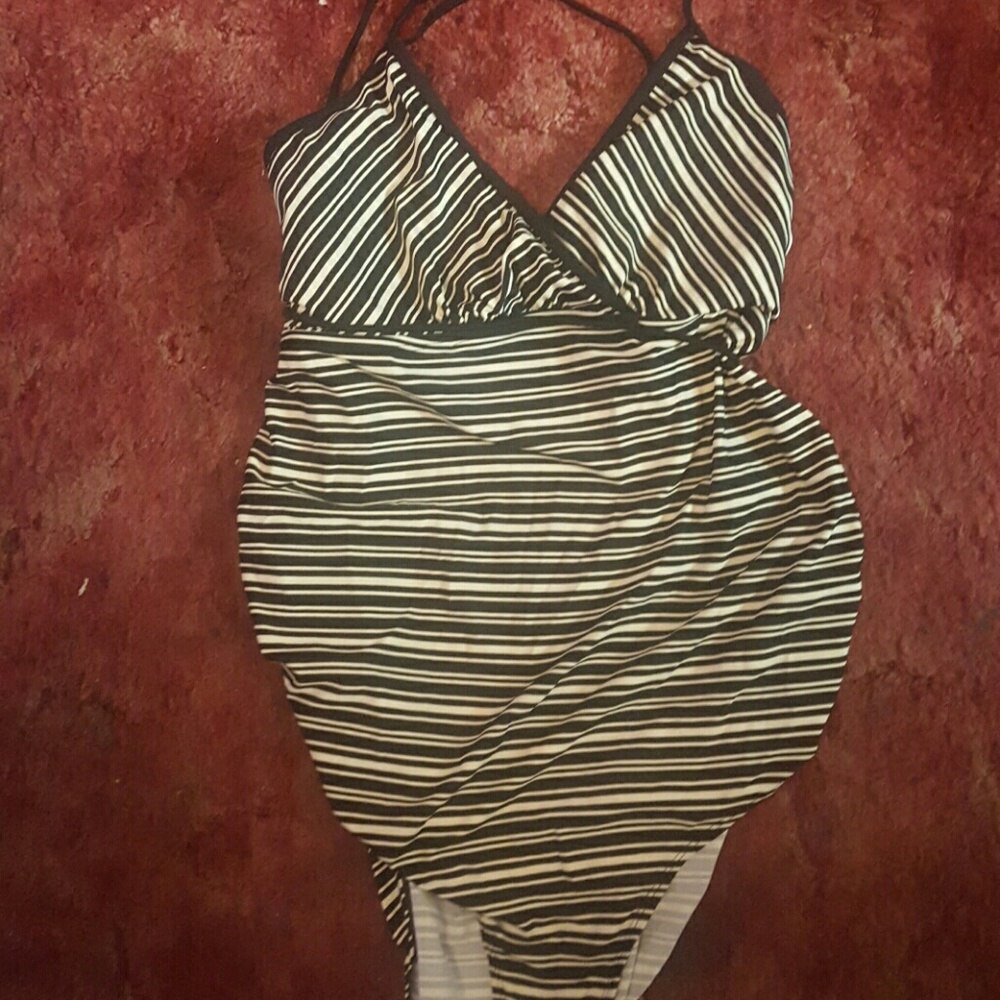 XL maternity bathing suit