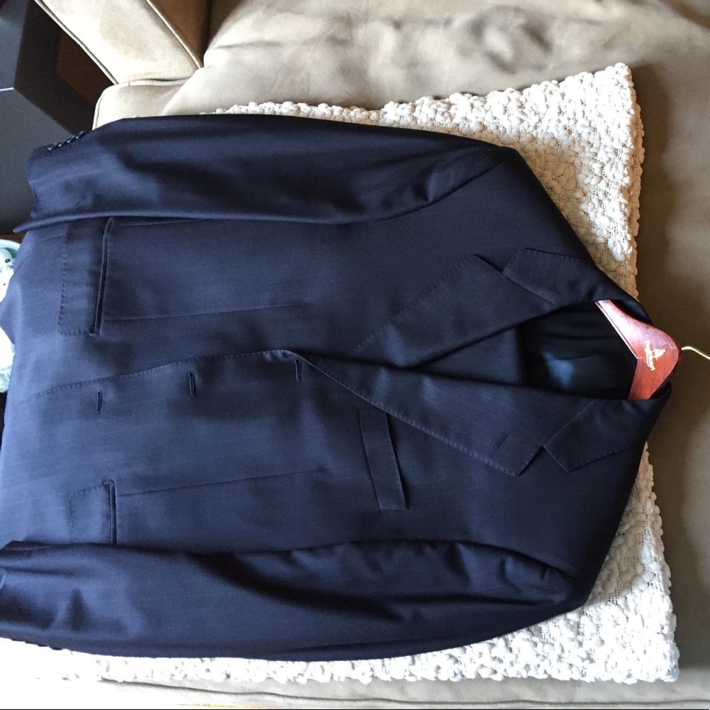 Men's Piattelli navy pinstripe suit