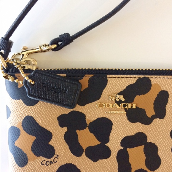 NWOT COACH Leopard Ocelot Clutch Wristlet - Picture 2 of 8