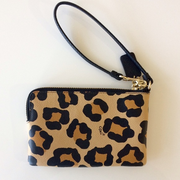 NWOT COACH Leopard Ocelot Clutch Wristlet - Picture 3 of 8