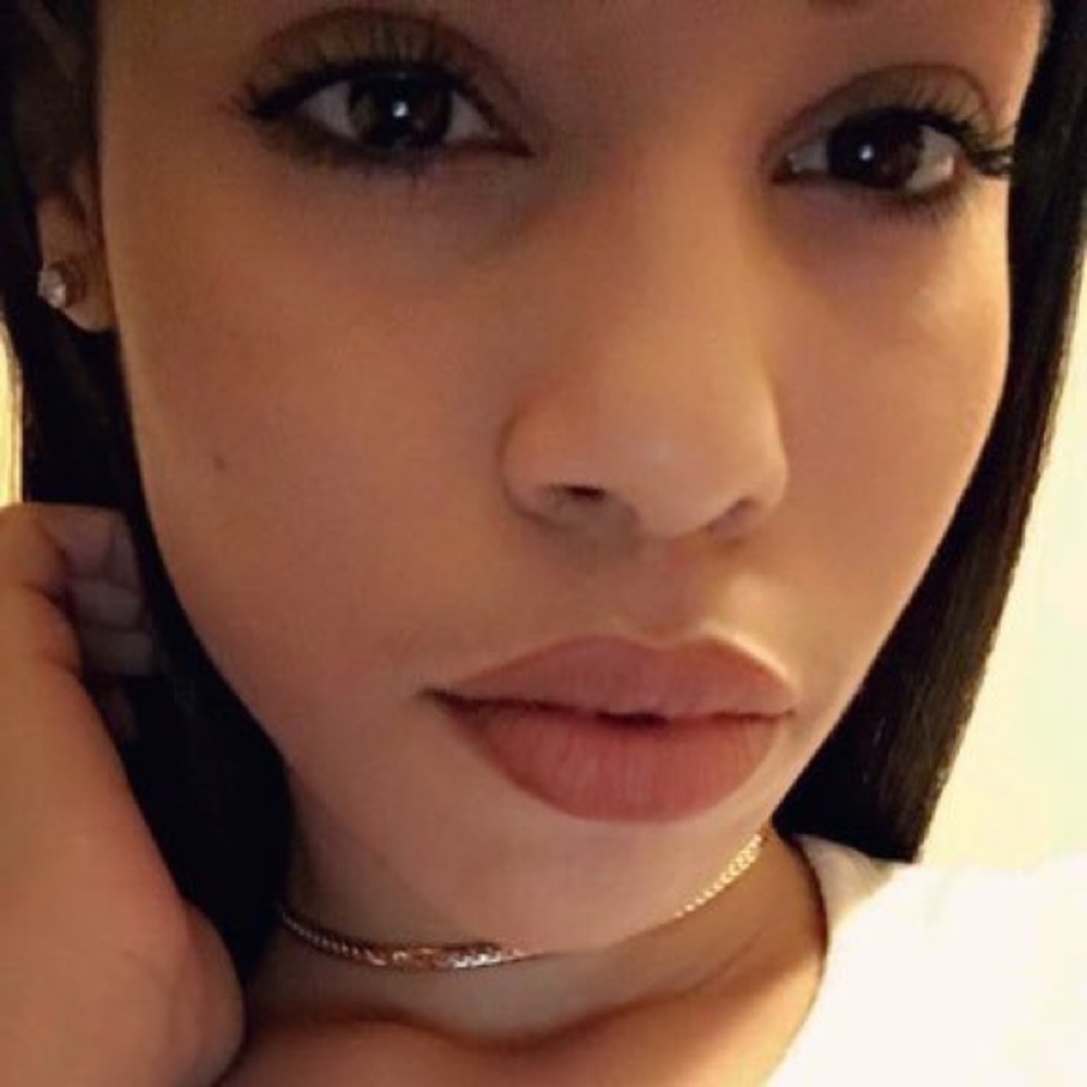 Meet your Posher, Brittney