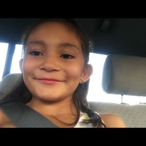 Meet your Posher, Ana