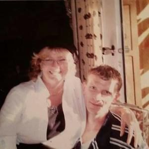 Meet your Posher, Ernest