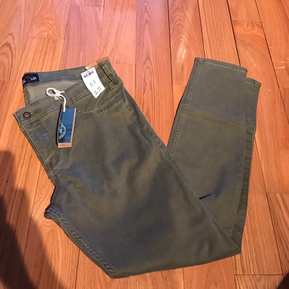 NWT HOLLISTER jean legging