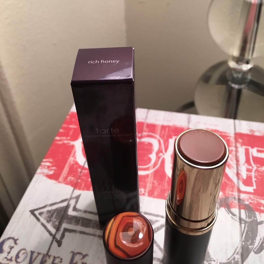 Tarte foundation - Picture 2 of 2