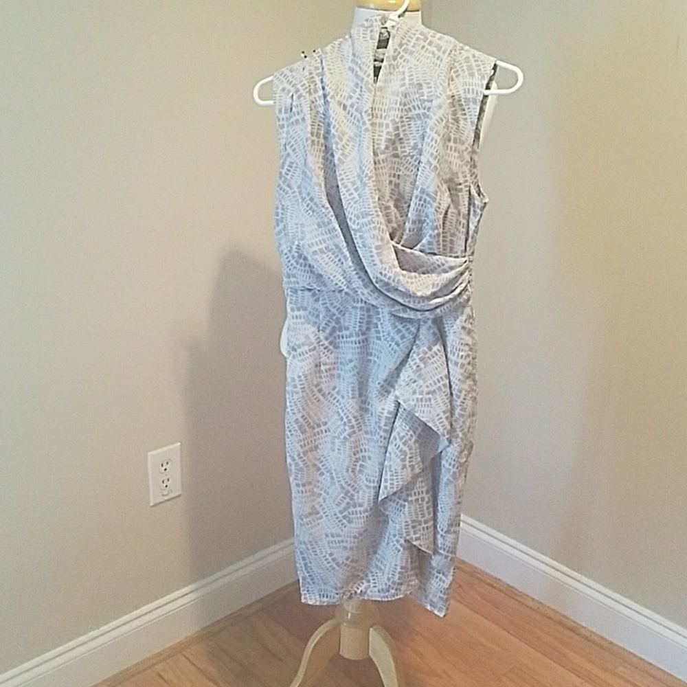 H&M Grey Patterned Dress
