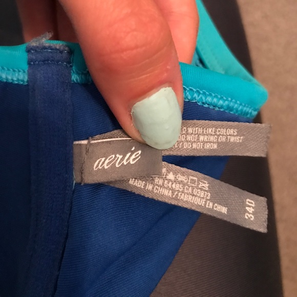 Bikini - Picture 3 of 3