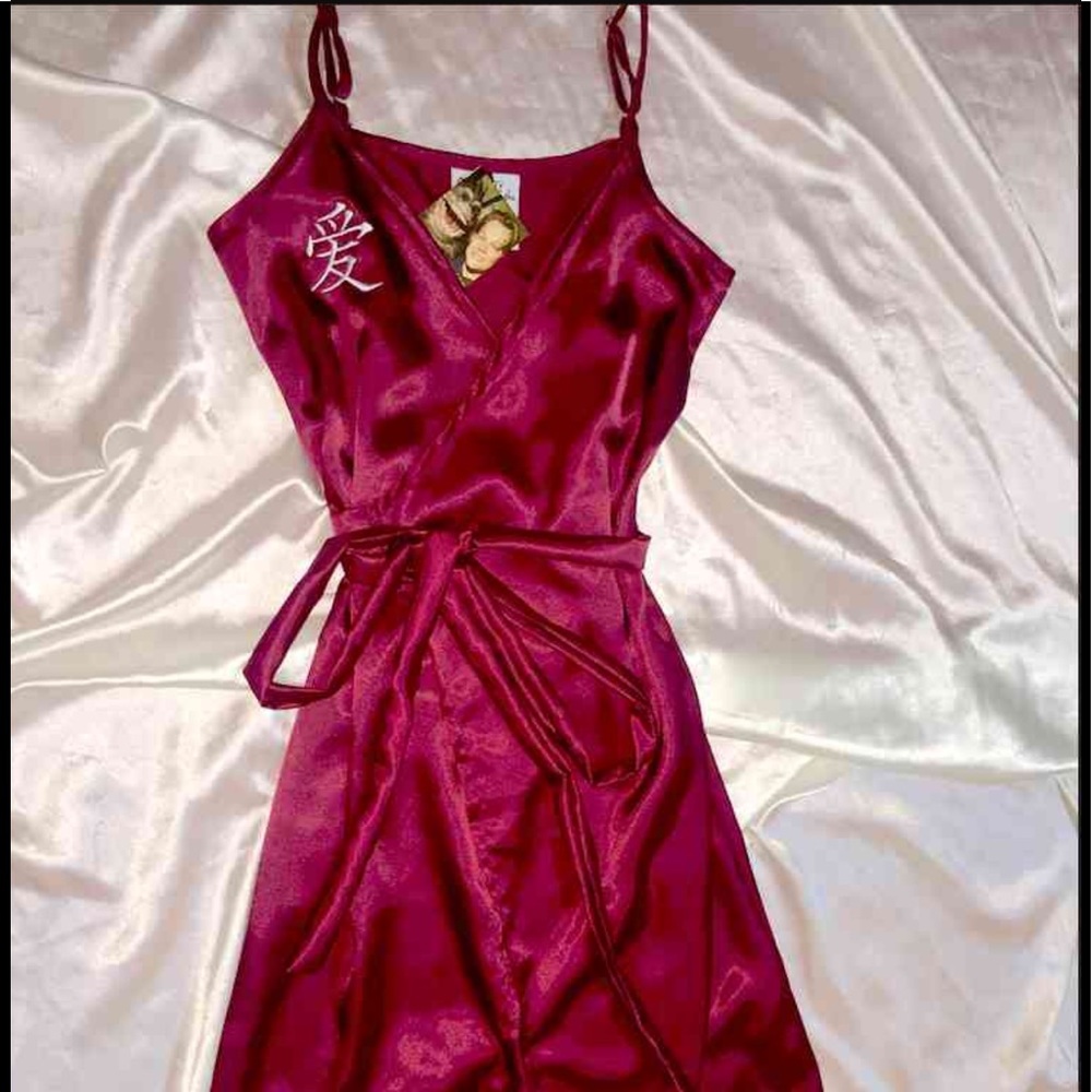 Love Silk Wrap Dress in Maroon O-Mighty