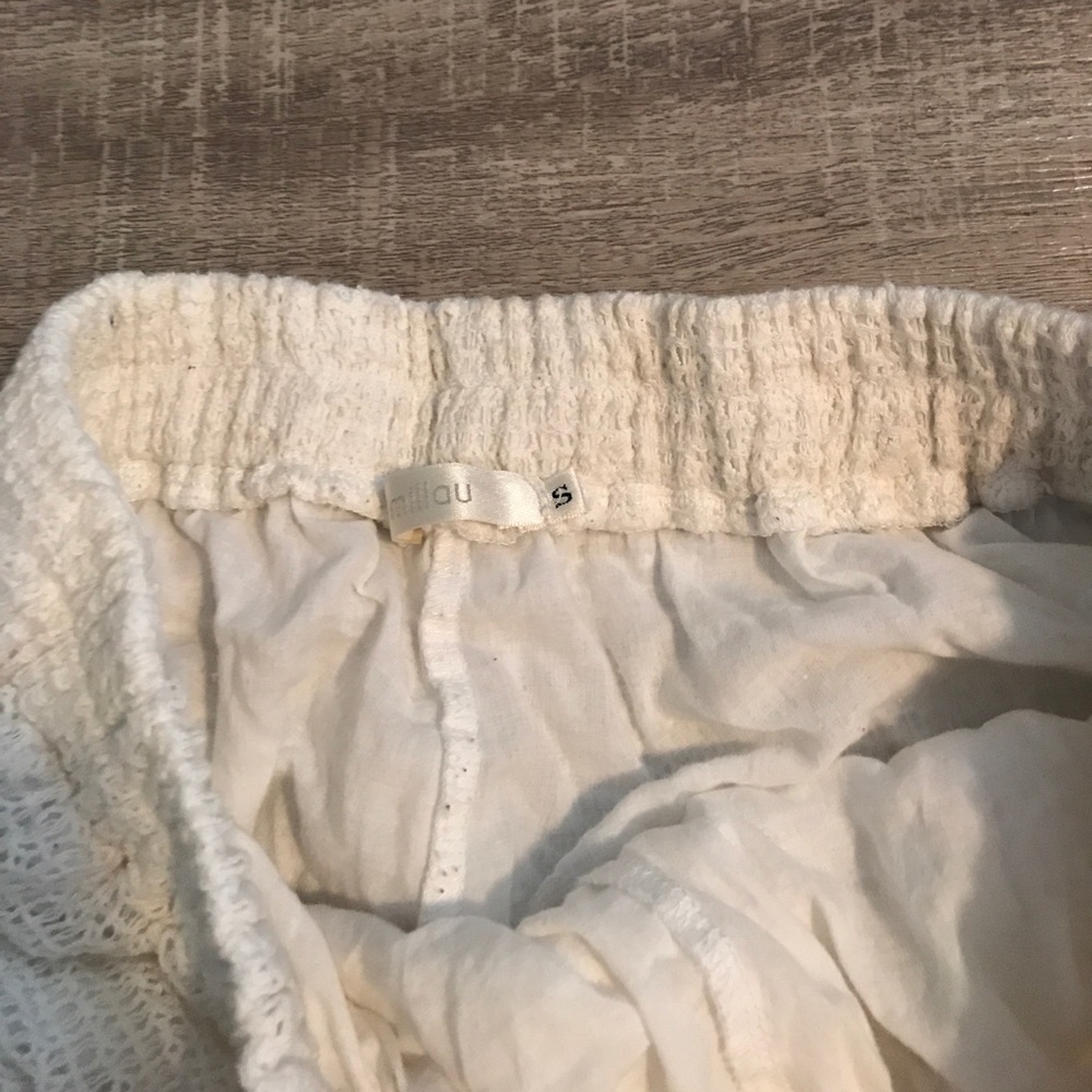 LF shorts - Picture 2 of 2
