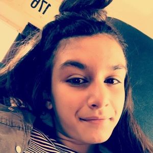 Meet your Posher, Emma