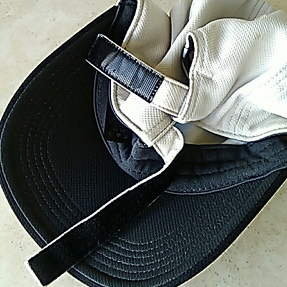 Nike golf cap - Picture 4 of 5