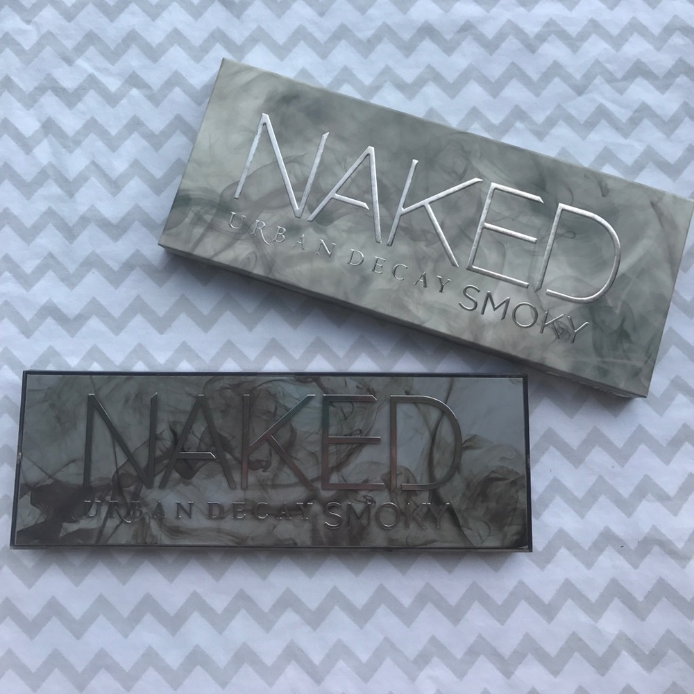 Urban Decay Naked Smokey Palette