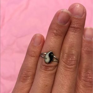 🎁Silver Vntg Mexican Yin Ring or Free Gift 🎁