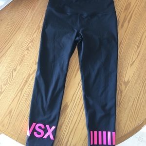 VSX Workout 3/4 Leggings Size S
