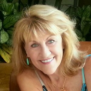 Meet your Posher, Donna