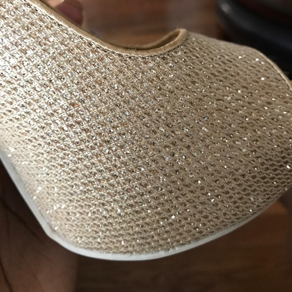 Platform Peep Toe Pumps. - Picture 7 of 8