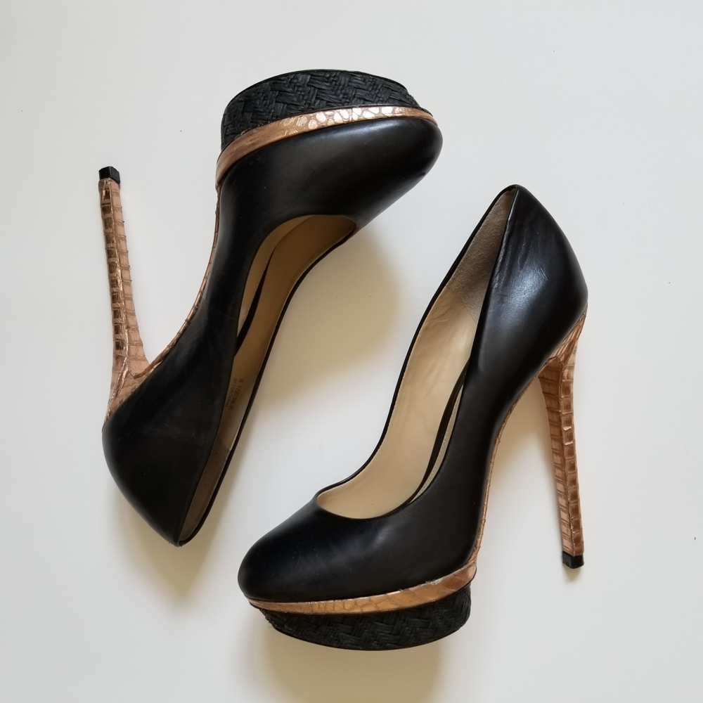 B Brian Atwood Fontanne Platform Pump