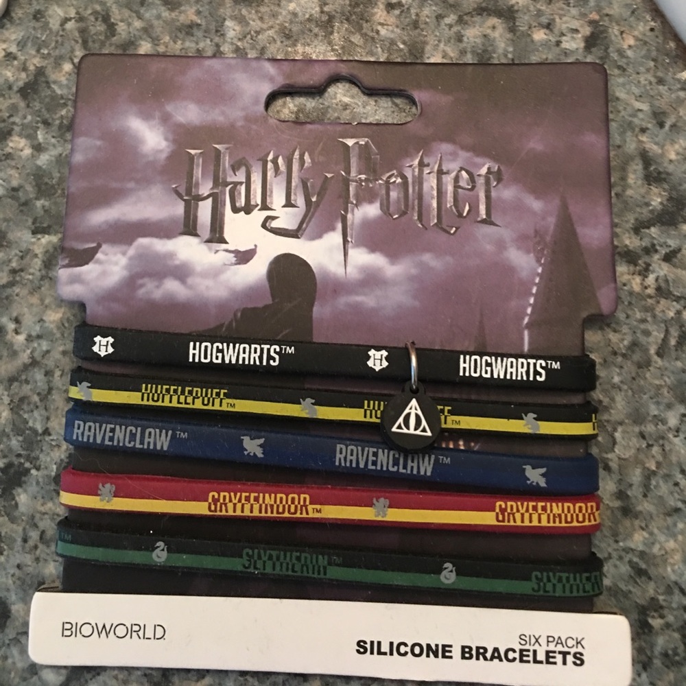 Hartt Potter 5 silicone bracelets