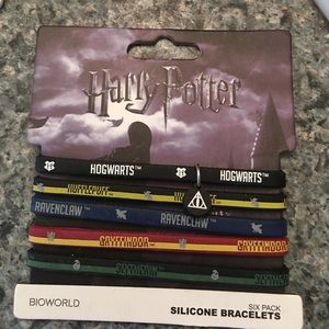 Hartt Potter 5 silicone bracelets