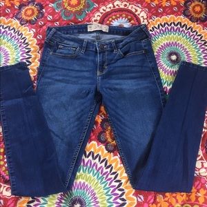 Hollister Super Skinny Jeans