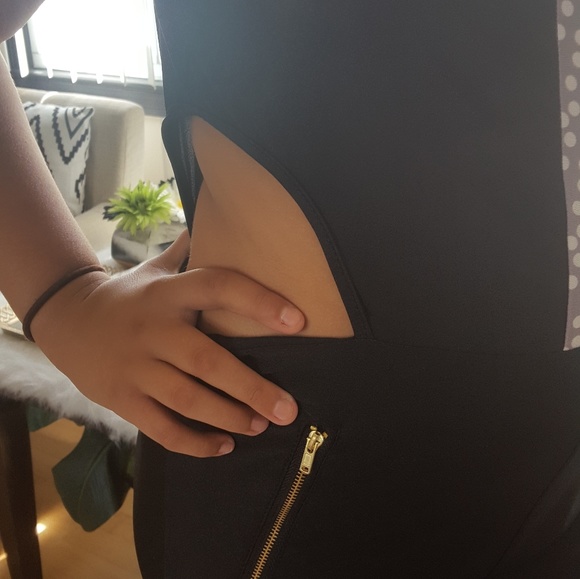 Romper - Picture 2 of 6