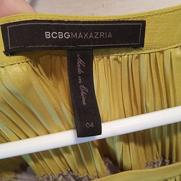 Lucea color-blocked dress by BCBG. - Picture 2 of 4