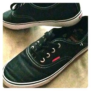 Levi's Woman 8.5 Canvas Shoe