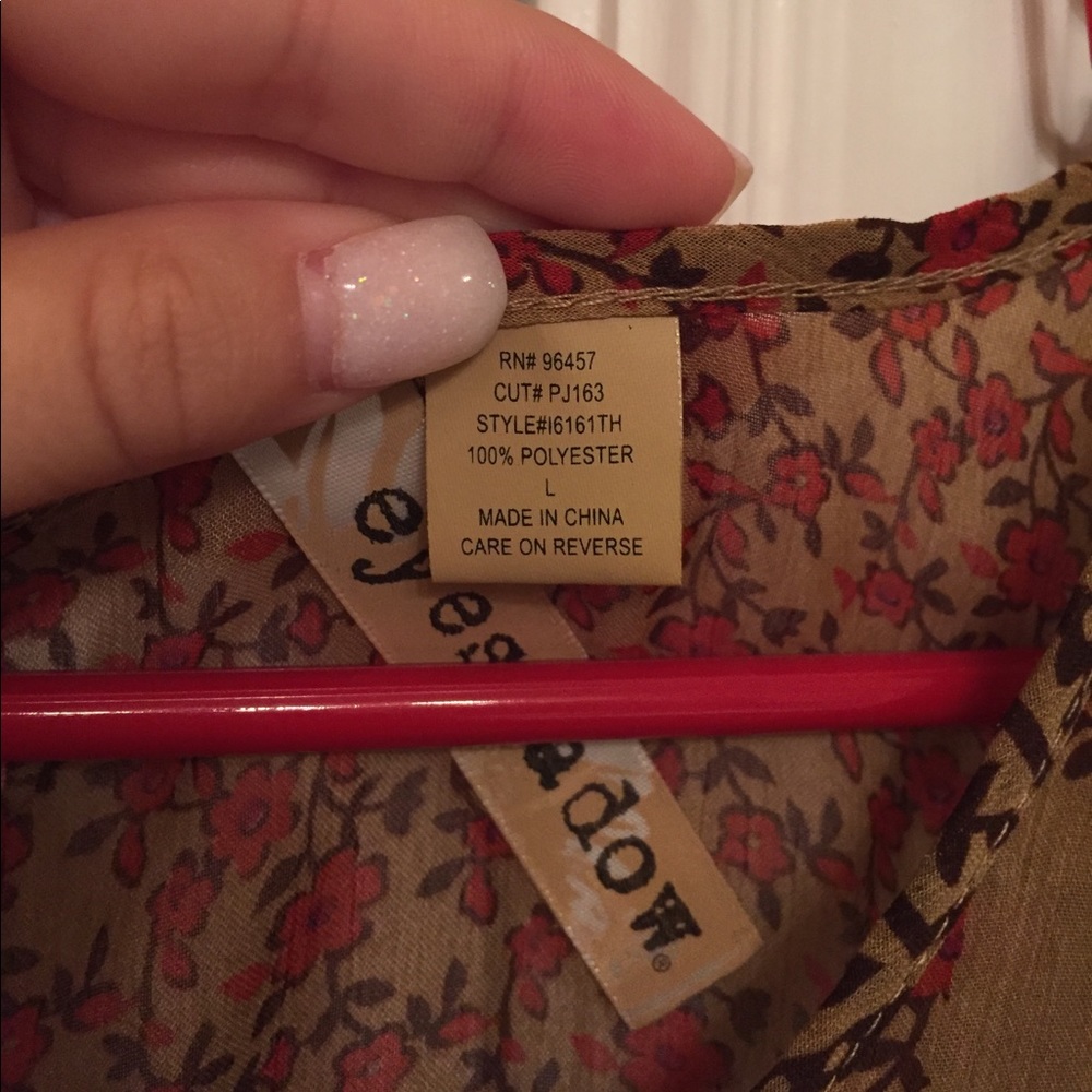 Patterned flow blouse - Picture 3 of 3