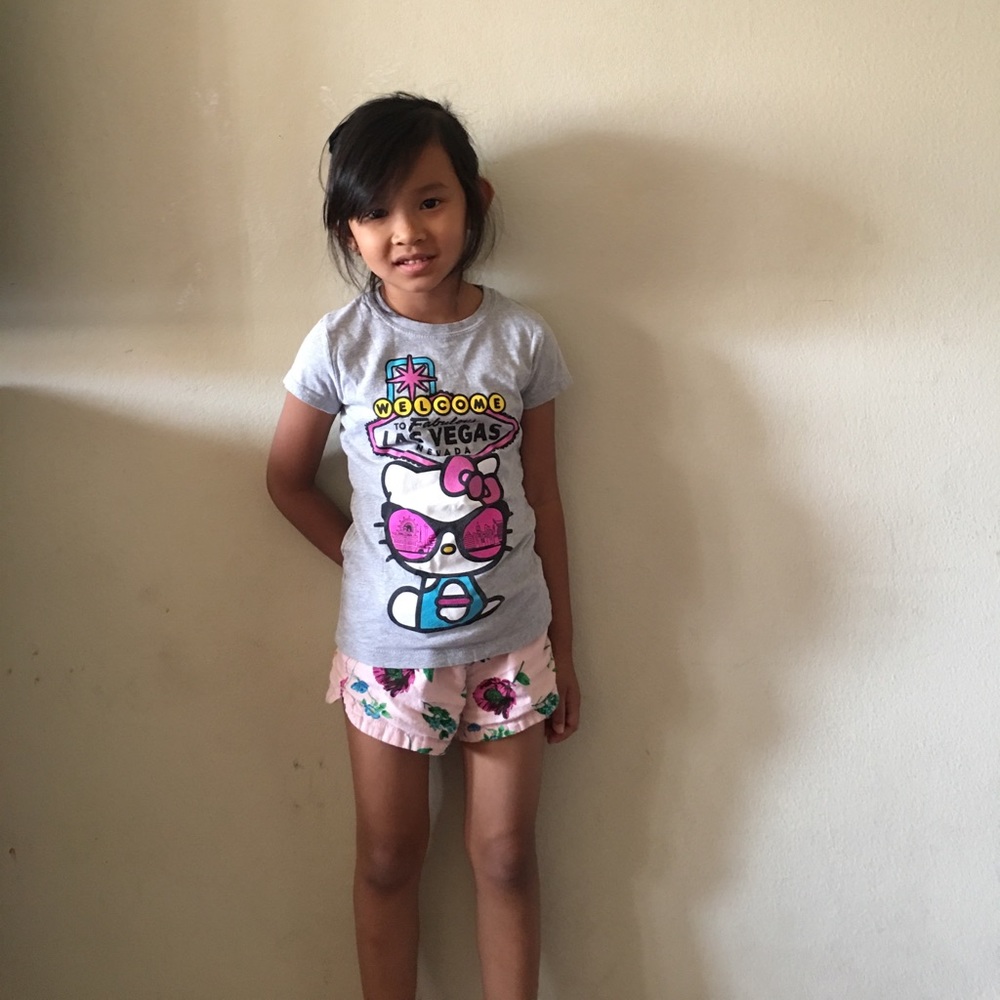 HELLO KITTY VEGAS TEE S