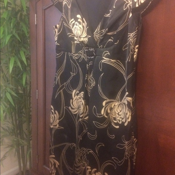 Evan Picone Black and Gold Designed Dress - Picture 1 of 4