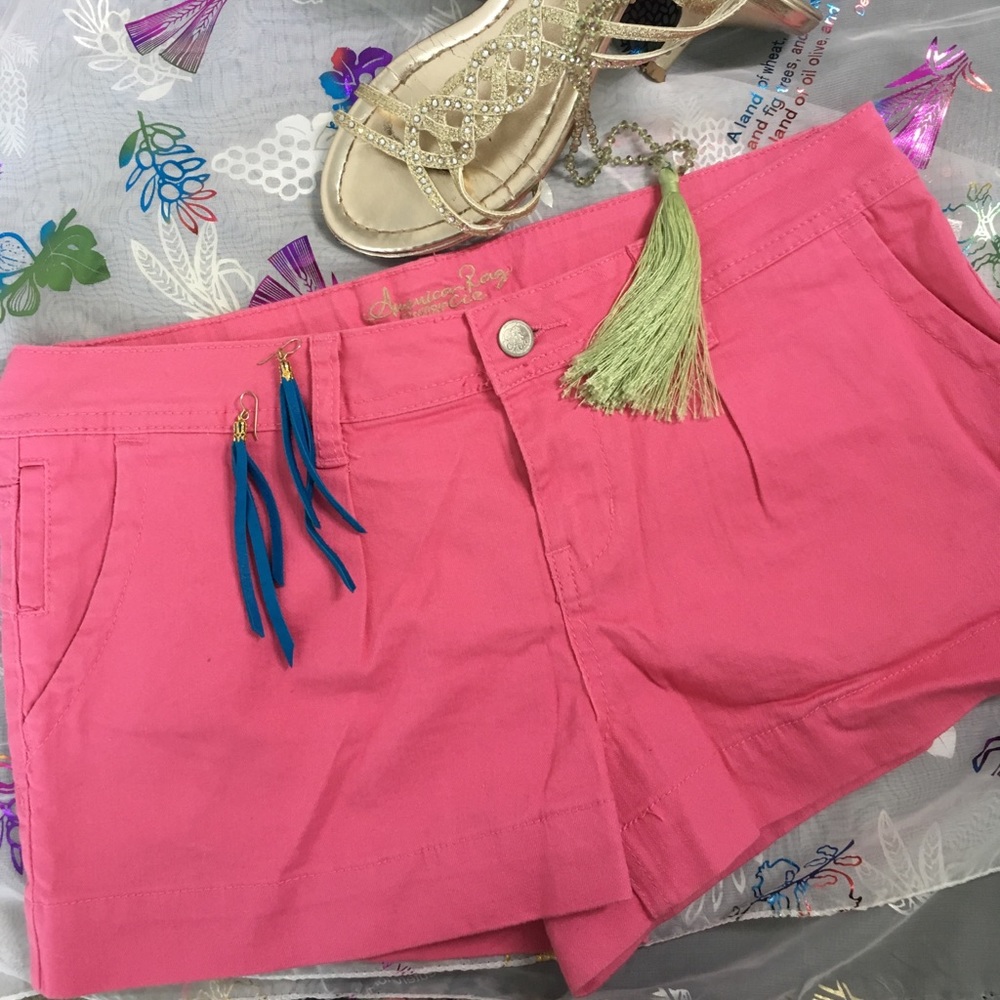 🚫DONATED🚫 🍁👖American Rag Hit Pink Shorts