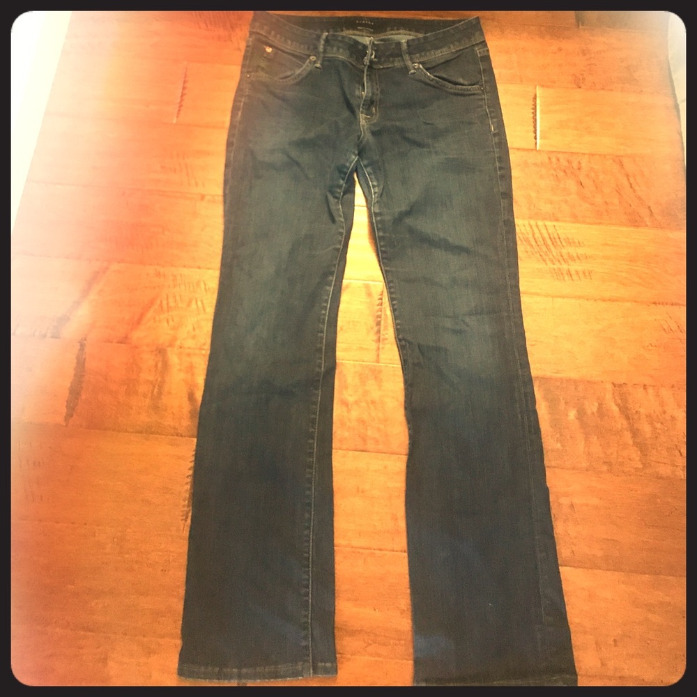 Hudson bootcut jeans. Excellent condition. Size 31
