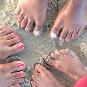 Meet your Posher, Ebony