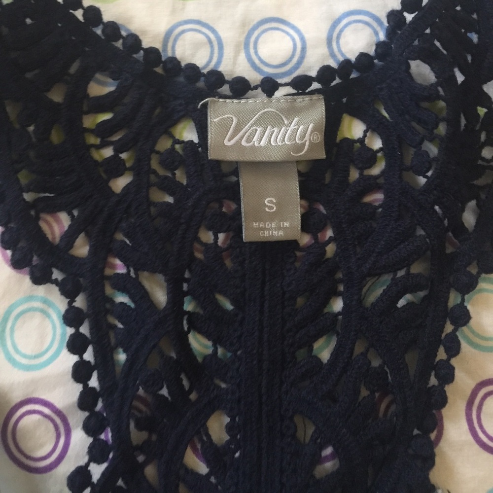 Navy Lace Ruffled Tank Top - Picture 3 of 3