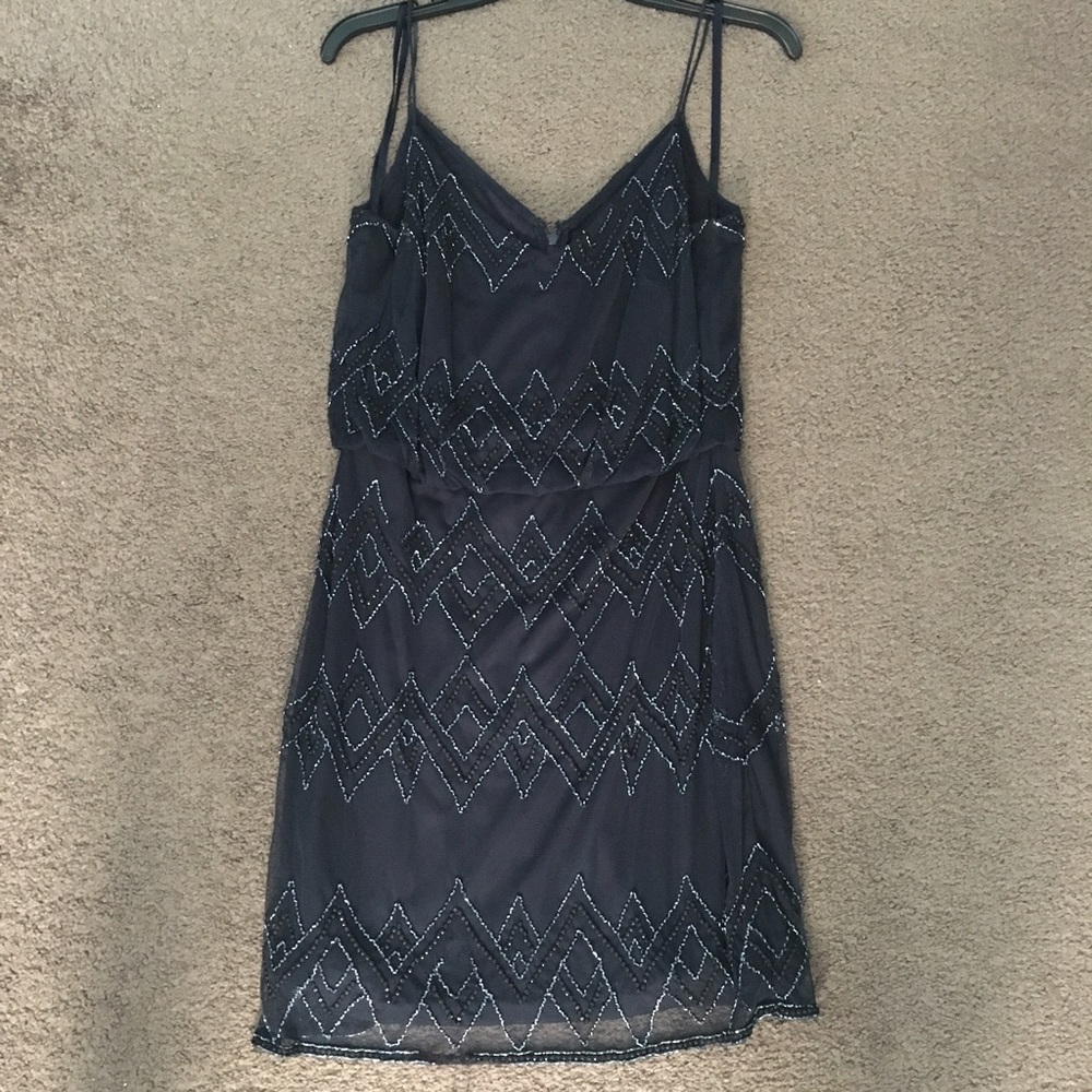 Navy beaded detail mini dress 💙