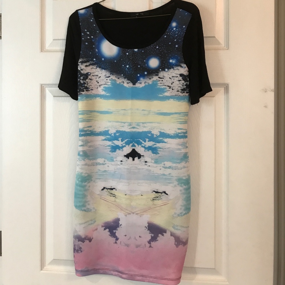 Forever 21 Atmosphere Dress Size. M