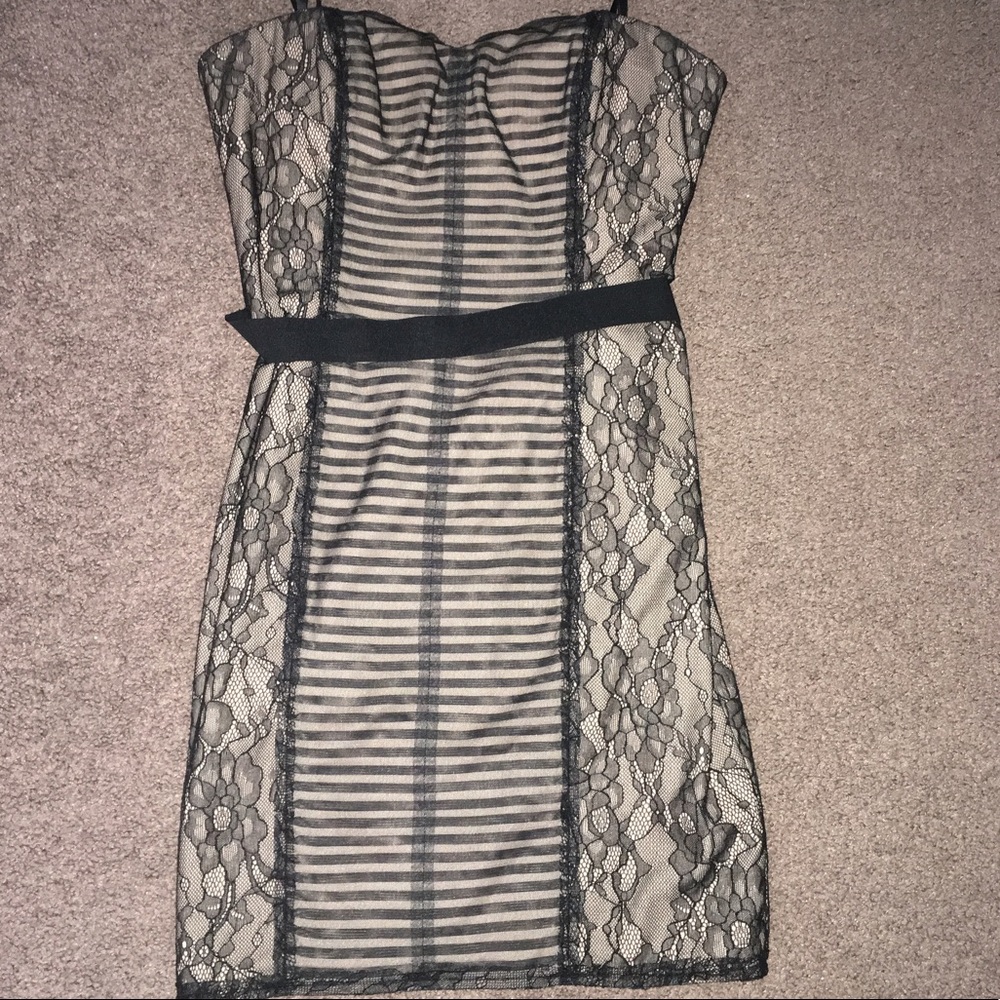 BCBGMaxAzria NWT Lace mini strapless dress